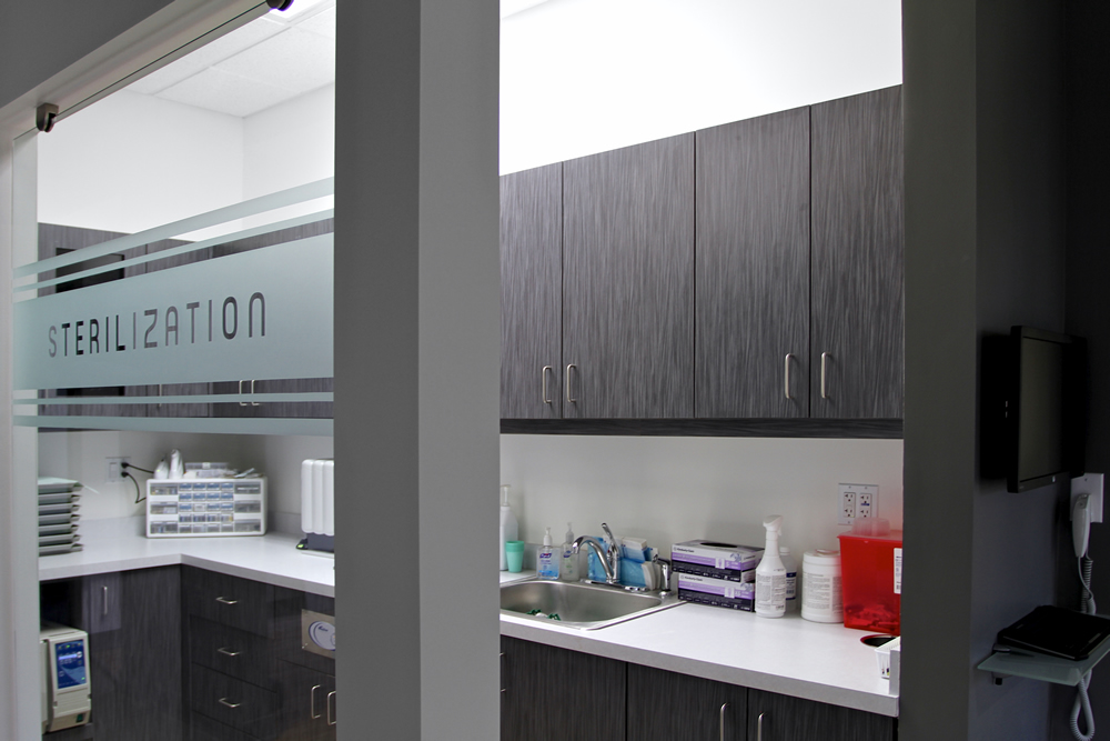 Oral Surgeon & Endodontist Specialist Renovo Downers Grove