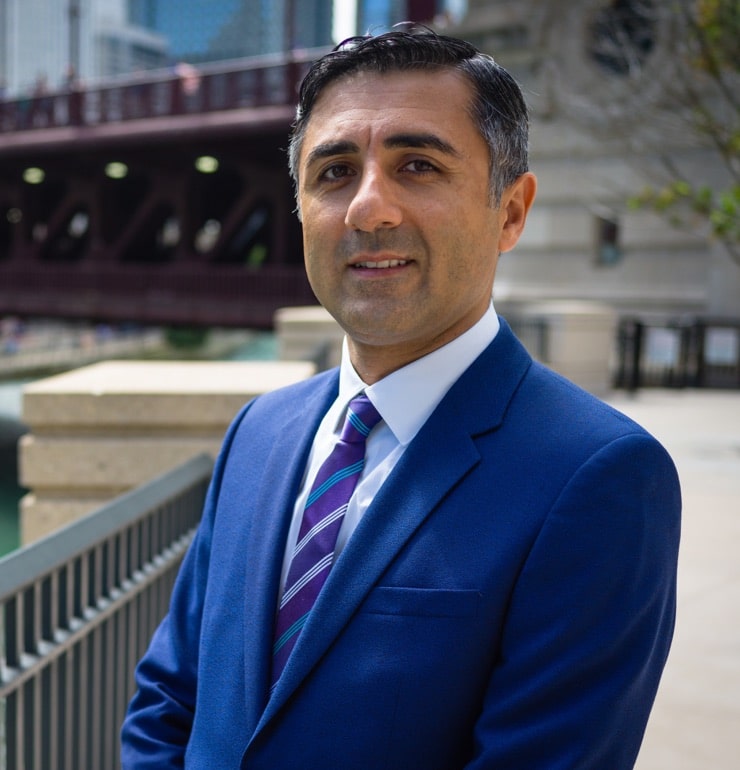 Photo of Dr. Barseghyan near Chicago River.